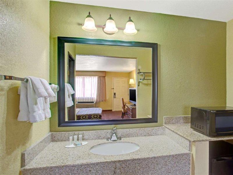 Travelodge By Wyndham Tucson Az Cortaro Ngoại thất bức ảnh