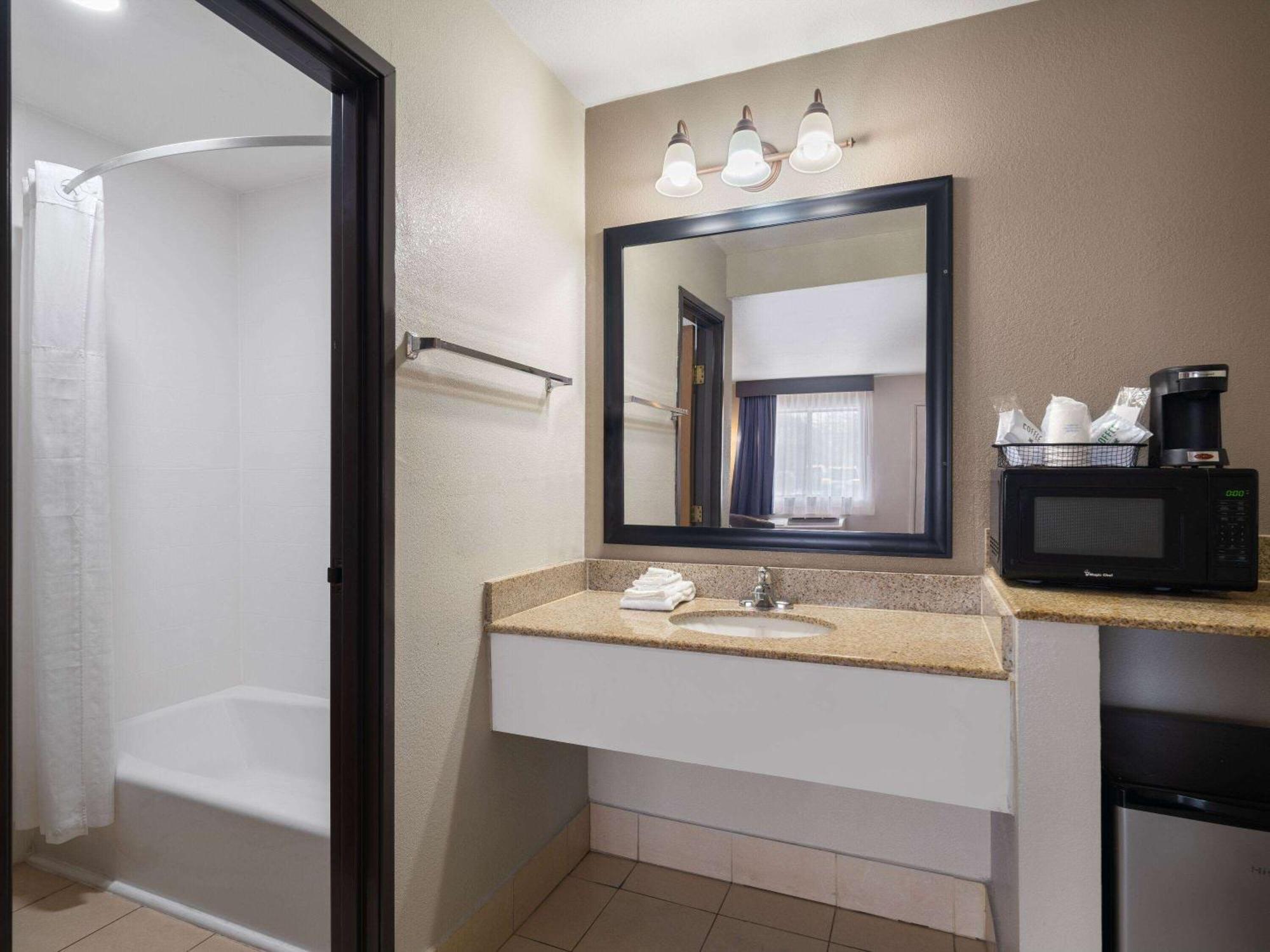 Travelodge By Wyndham Tucson Az Cortaro Ngoại thất bức ảnh