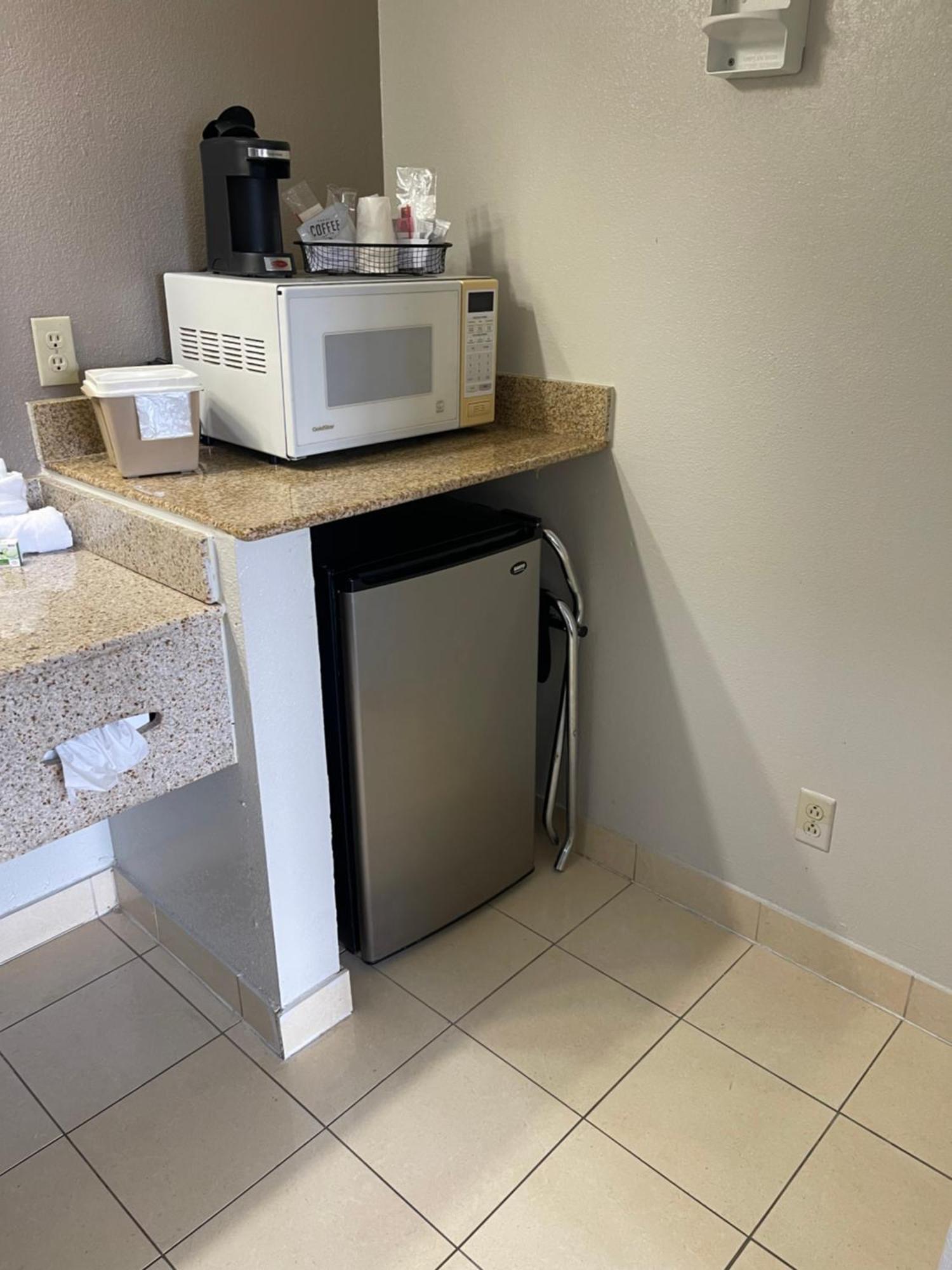 Travelodge By Wyndham Tucson Az Cortaro Ngoại thất bức ảnh
